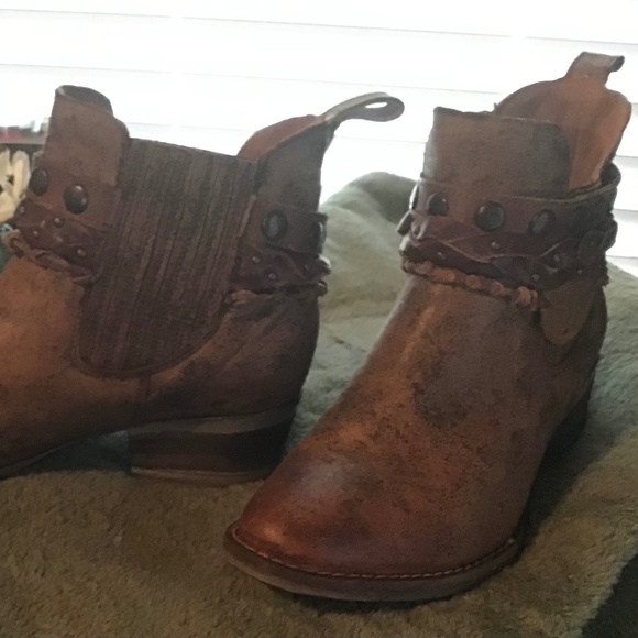 Circle G Harness Ankle Boots 7.5 - Picture 3 of 10